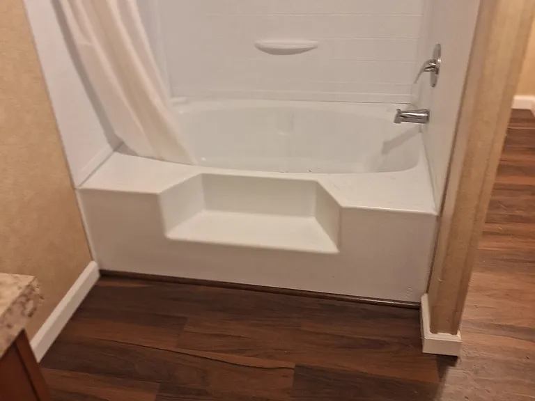 906 Oak St #3 — Photo 9