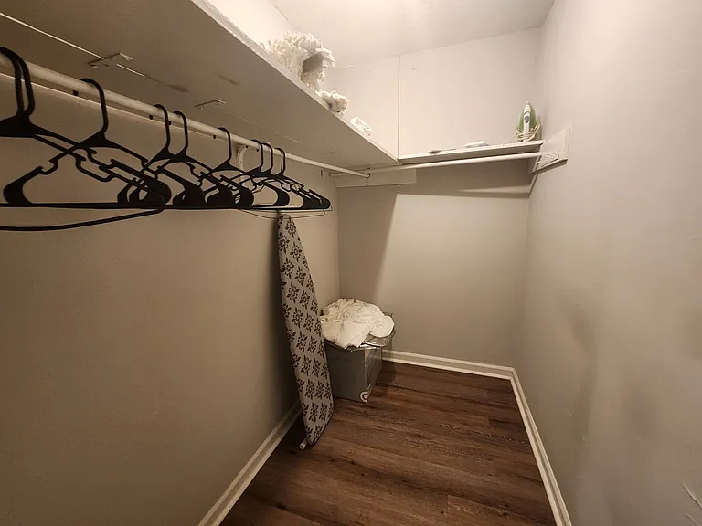 917 Oakview Ave — Photo 62