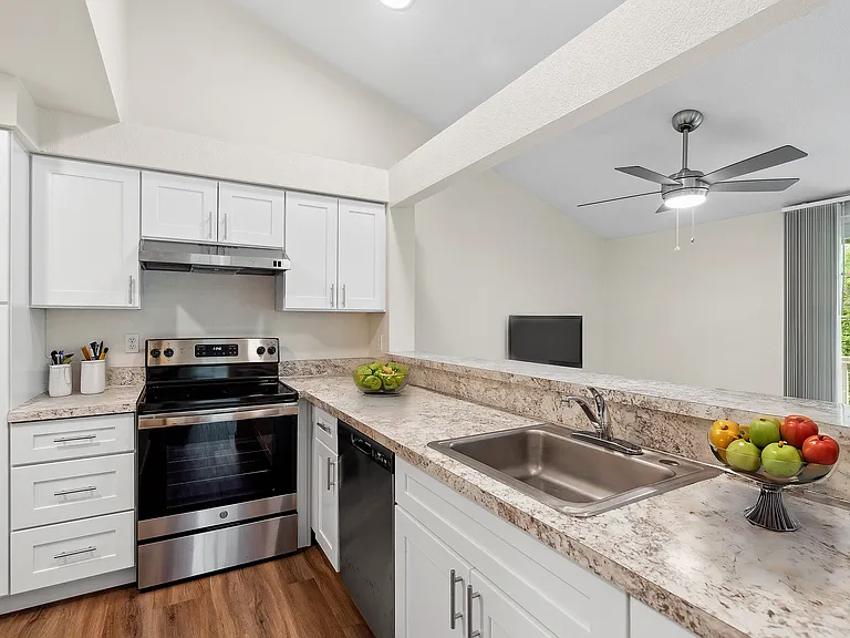 Experience culinary bliss in this sleek, modern kitchen, designed for elegance and efficiency. Experience culinary bliss in this sleek, modern kitchen, designed for elegance and efficiency.