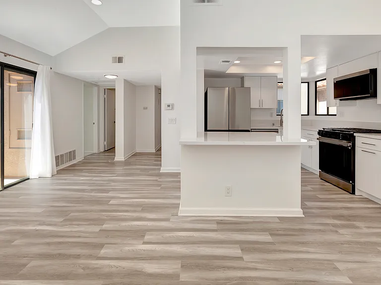 28181 Sorrento #98 — Photo 4