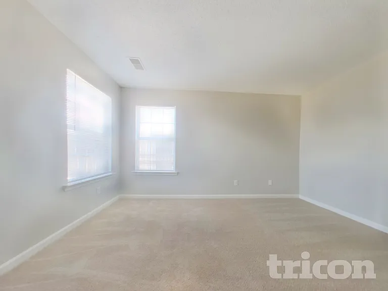 119 W Waverly Place Ct — Photo 8