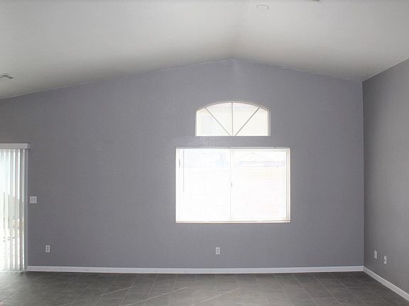 4th image of 3871 Aspen Springs Ave