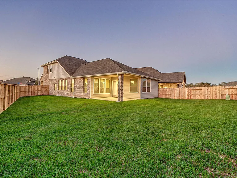 8706 Fox Trail Dr — Photo 24