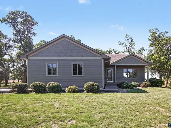 45993 241st St, Chester, SD 57016