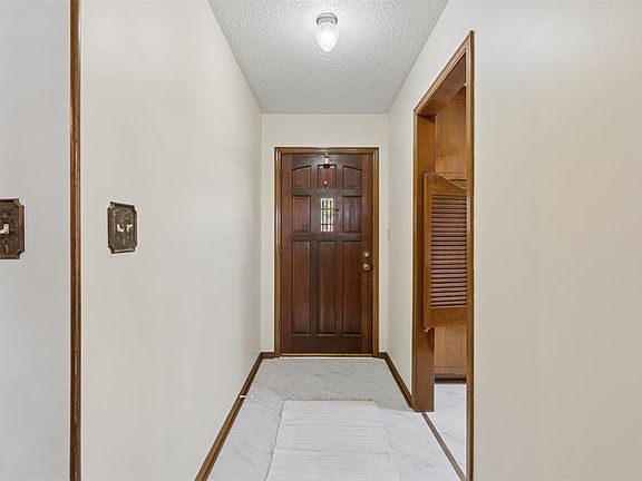 5th image of 5280 N Harrah Rd