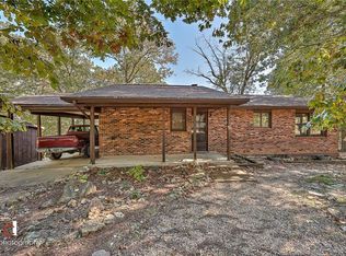 48 County Road 172, Eureka Springs, AR 72632
