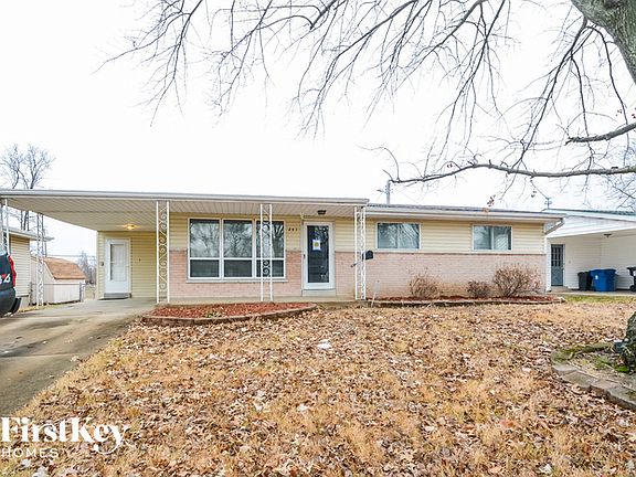 2nd image of 241 Palm Dr