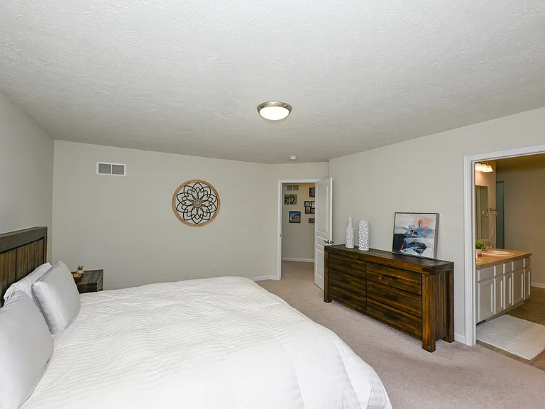 4816 Lake View Dr — Photo 49
