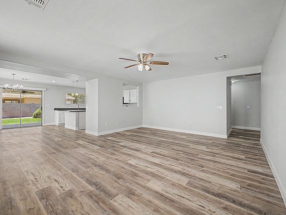 2nd image of 2423 E Winged Foot Dr