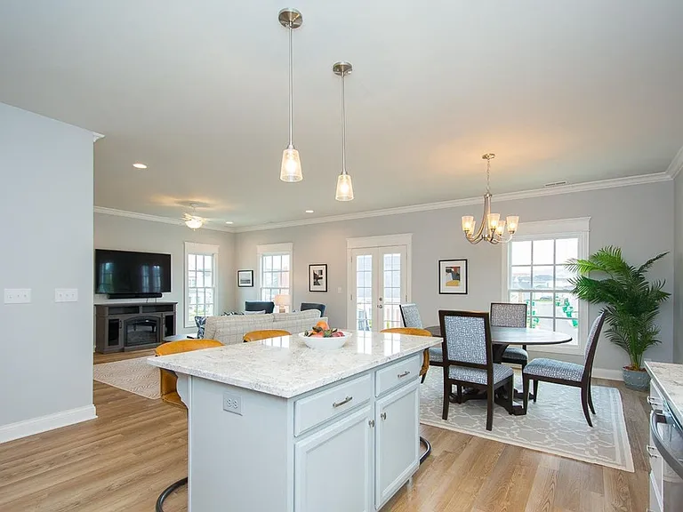 6206 Mistflower Cir #201 — Photo 17