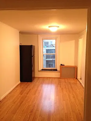 Rented by Realty Collective | media 25