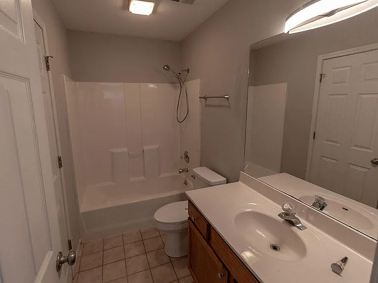 1323 Godas Dr — Photo 7