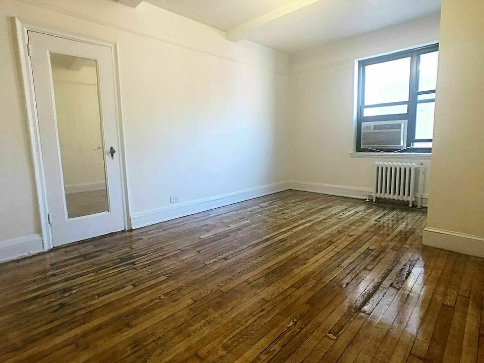 1st image of 11 Waverly Pl APT 7J