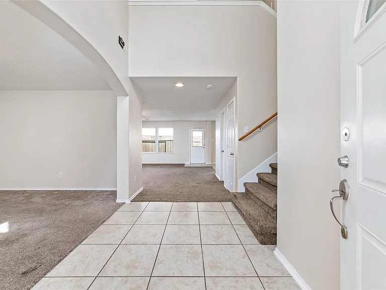 12615 Egret Hill Ct — Photo 4