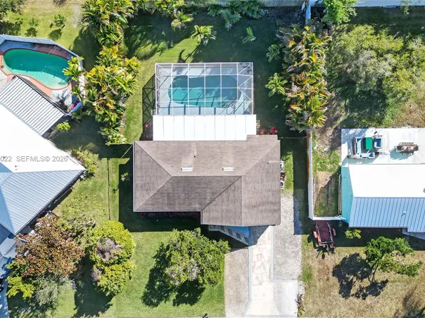 2252 SE Rainier Rd, Port Saint Lucie, FL 34952