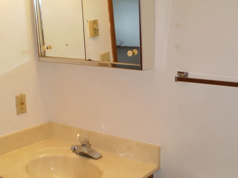 403 Harvey St #2 — Photo 8