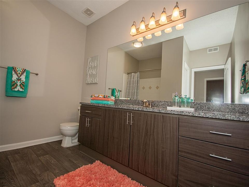1st image of 13201 Deerfield Pkwy #717
