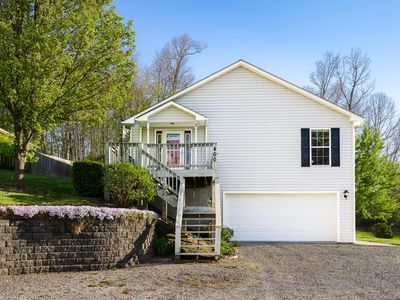 460 Montvue Dr, Lewisburg, WV, 24901