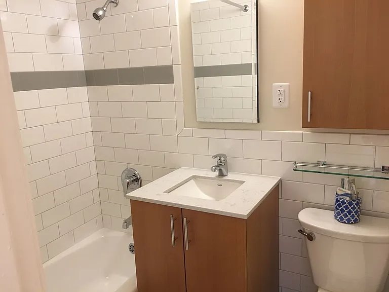 1255 New Hampshire Ave NW — Photo 127