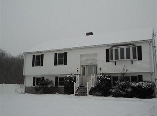 64 Lyons Rd, Dudley, MA 01571