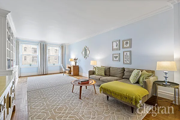 Sold by (Legacy) Elegran | media 1