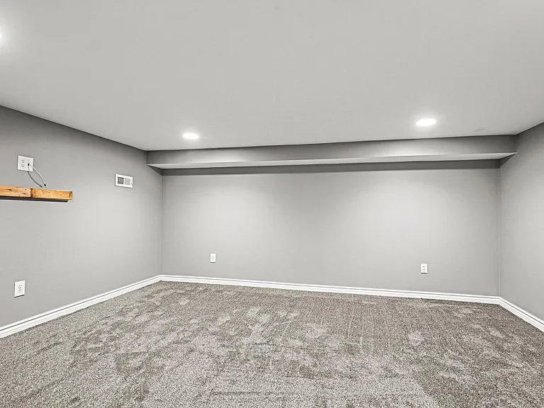 45011 Byrne Dr — Photo 29