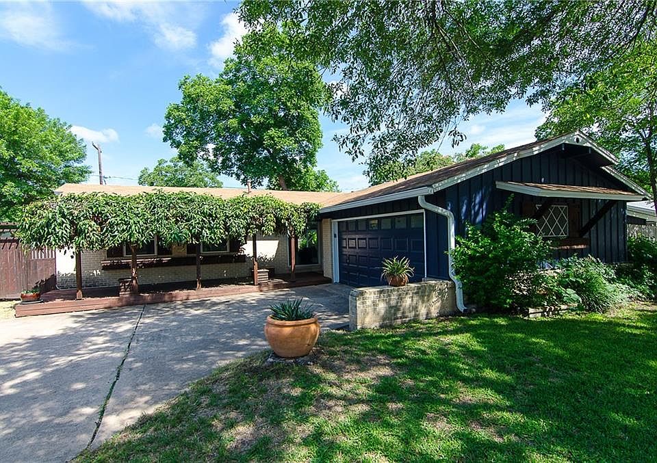 1st image of 8314 Stillwood Ln