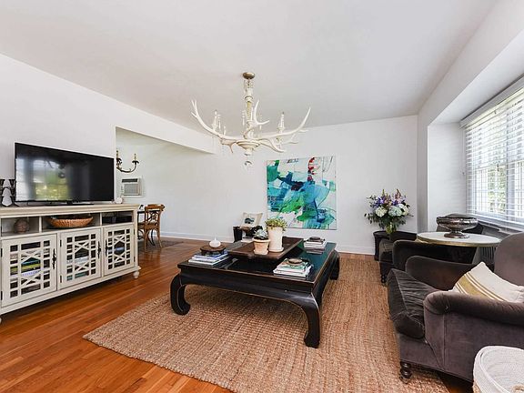 2nd image of 60 Park Hill Ave
