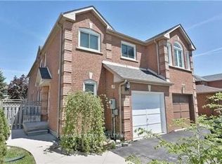 102 Lent Cres, Brampton, ON L6Y 4X7