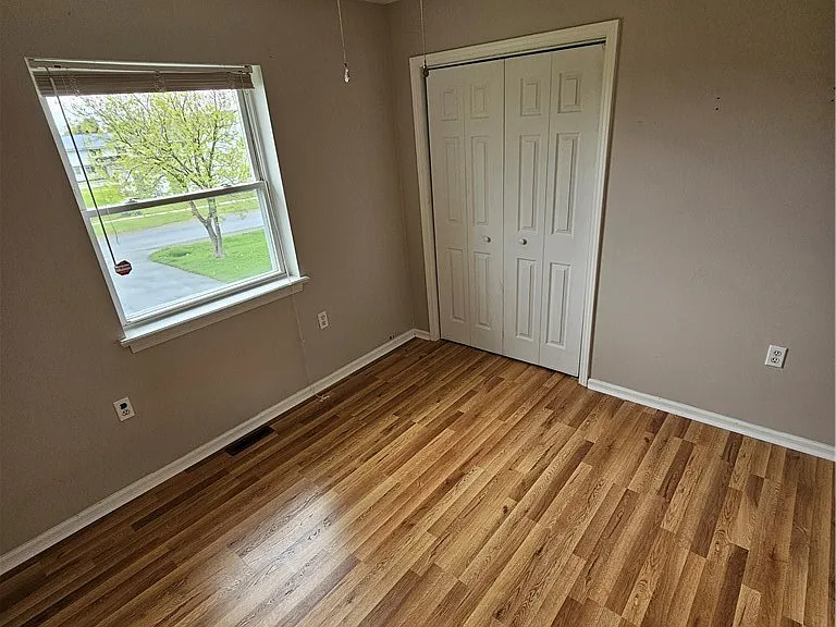8127 Schell Ave — Photo 6