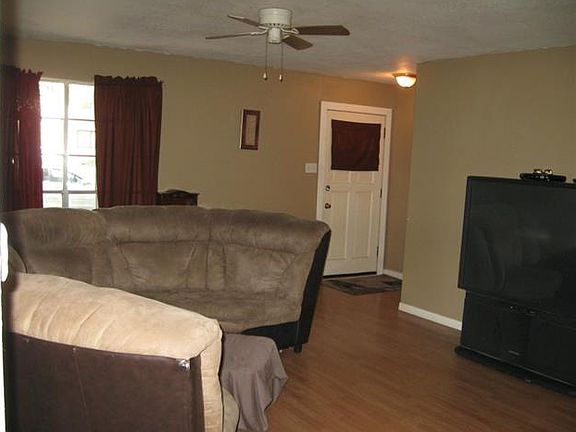 3rd image of 2311 Dove Springs Dr