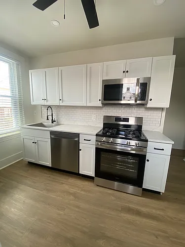 211 S 17th St #2 Photo 1