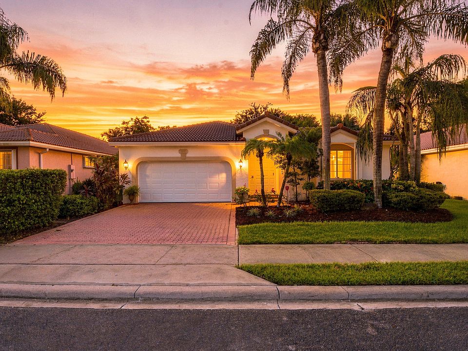 1st image of 7852 NW 77th Avenue