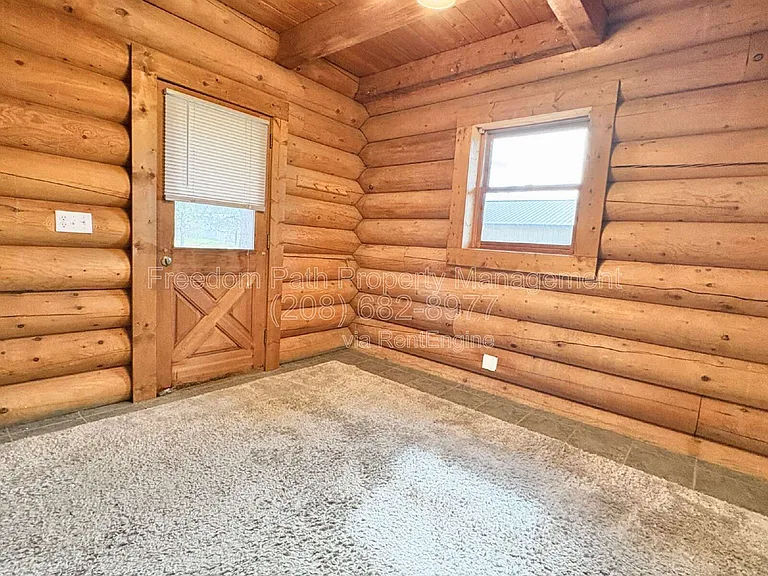 16204 W Riverview Dr — Photo 10
