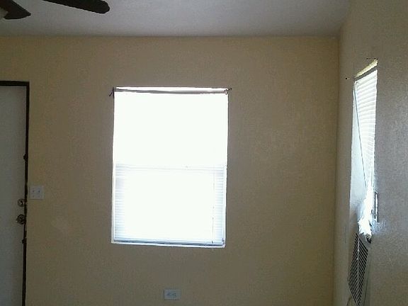 2nd image of 300 NW 20th Ave