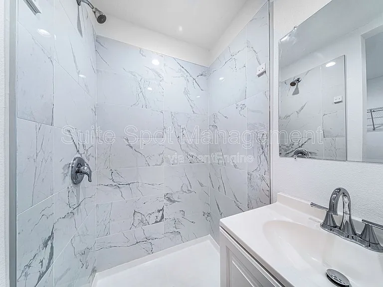 1720 Petaluma Ave #1720 — Photo 9