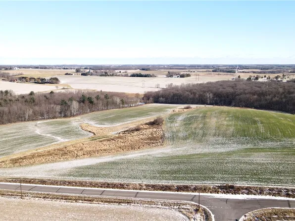 000 Robin Road, Marshfield, WI 54449