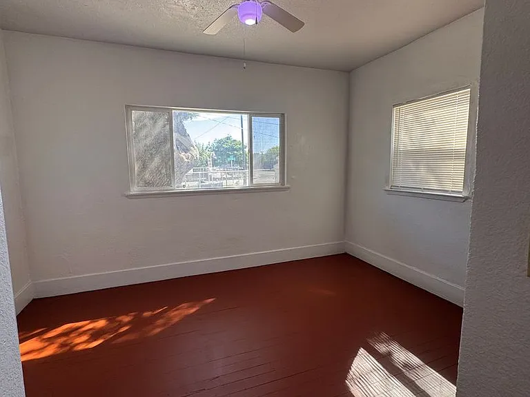 Rio Linda — Photo 21