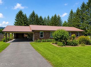 142 Dover Ave, Harrogate, TN 37752