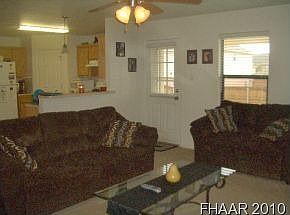 5th image of 3113 Redbud Dr