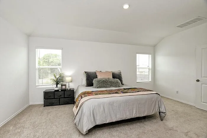 2108 Golden Grain Ln — Photo 11