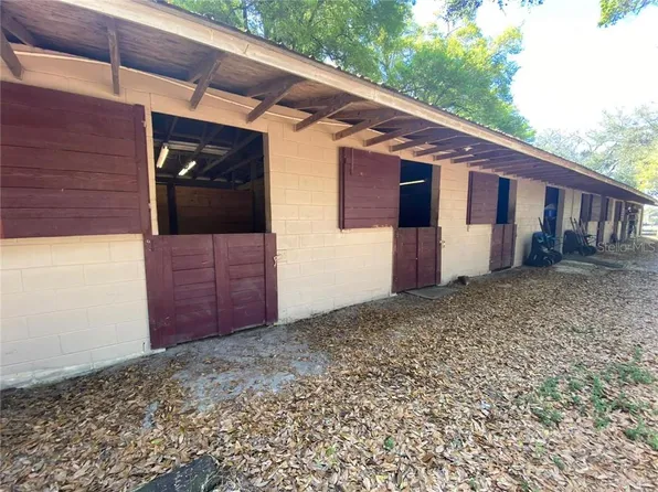 18305 NW 60th Ave, Reddick, FL 32686