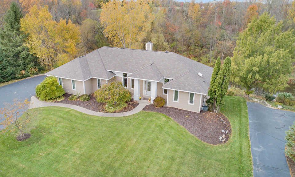 1st image of 1835 Flowers Mill Dr NE