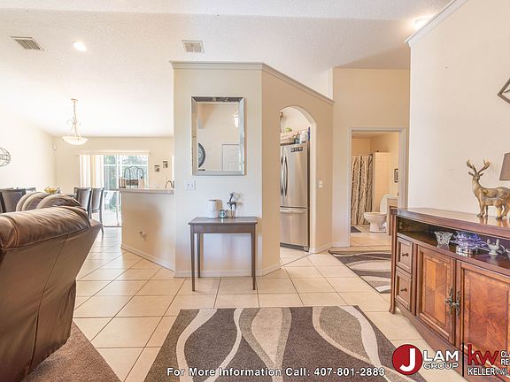 4th image of 2928 Evans Way