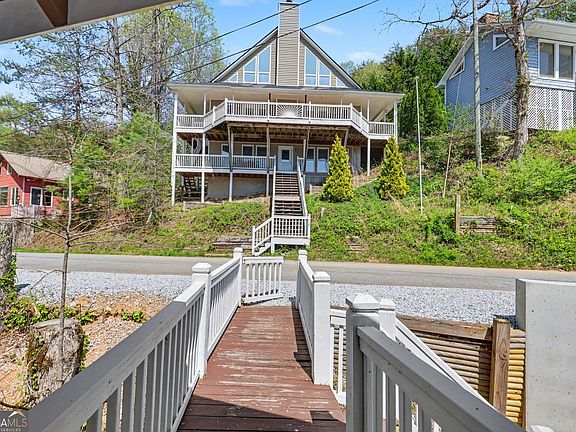4th image of 400 Timpson Cove Rd