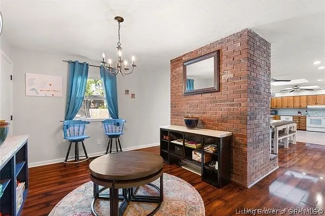 917 Brentwood Ct — Photo 15