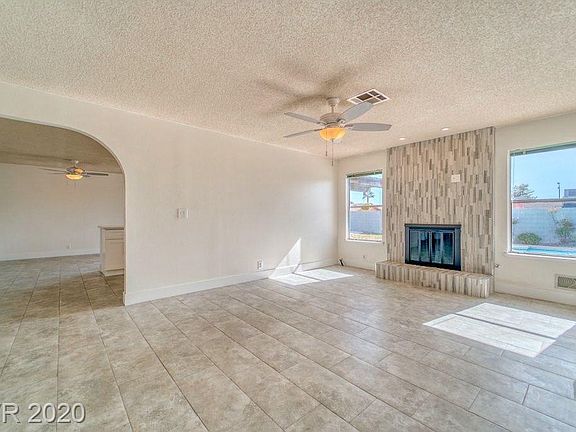 5th image of 6349 Kell Ln