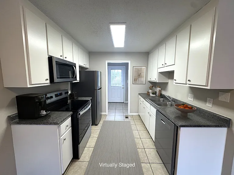 Pineview Townhomes — Photo 60