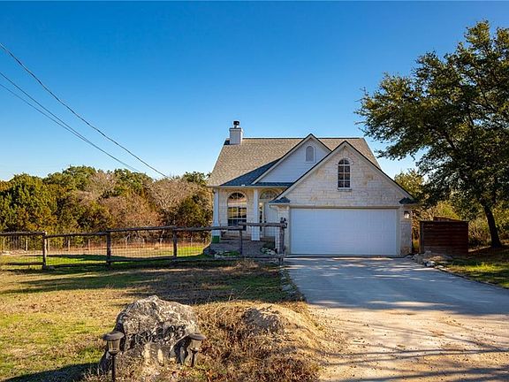2nd image of 10803 Oakwood Cir