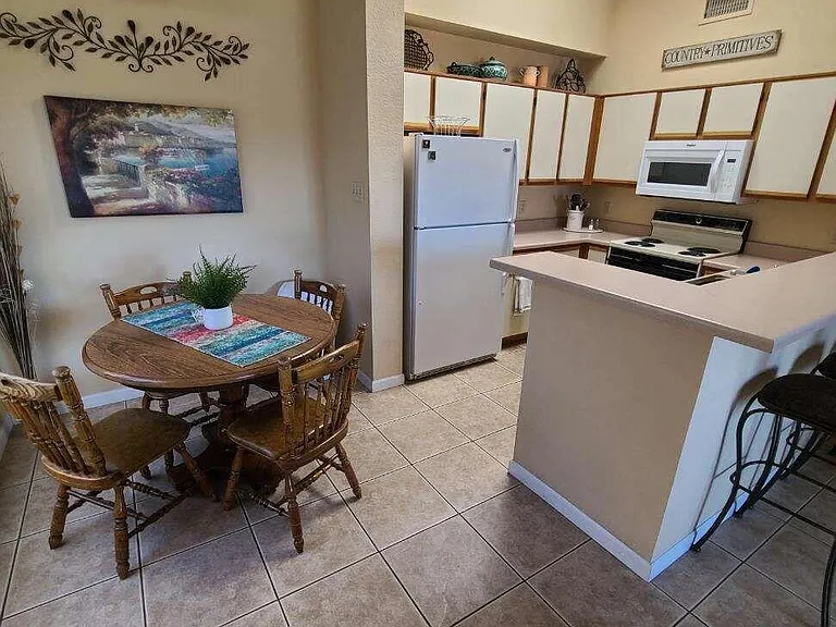 1650 Smoketree Ave S #275A — Photo 5